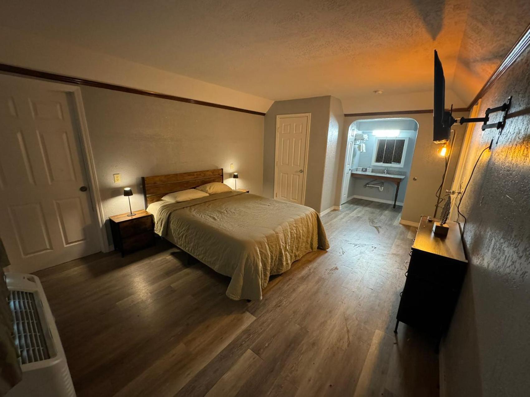 Bo Hotel Canadian Courts Esterno foto